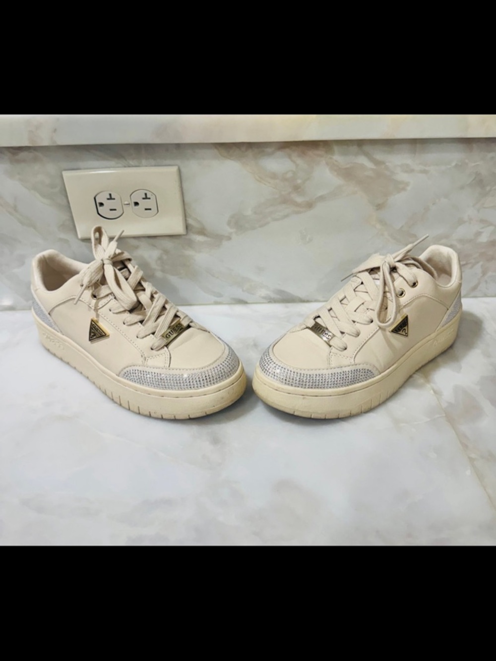 Guess Cream and Silver Womens Low-Top Sneakers